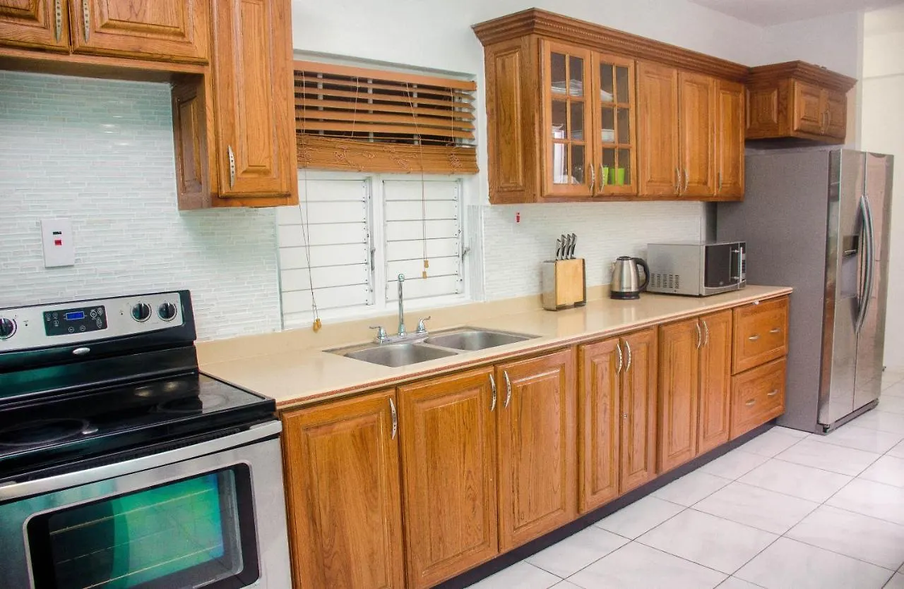 Kensington Apartment @ New Kingston 0*,  Jamaica